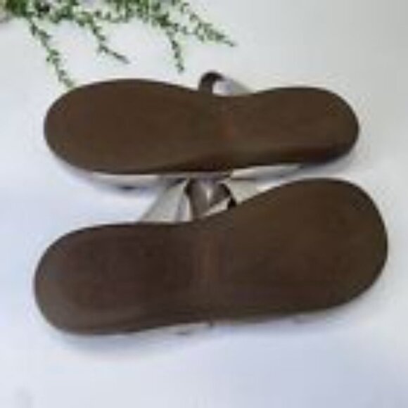 Taos Double U Leather Strappy Slide Sandals Size 9M in Silver Colorway - Picture 5 of 10